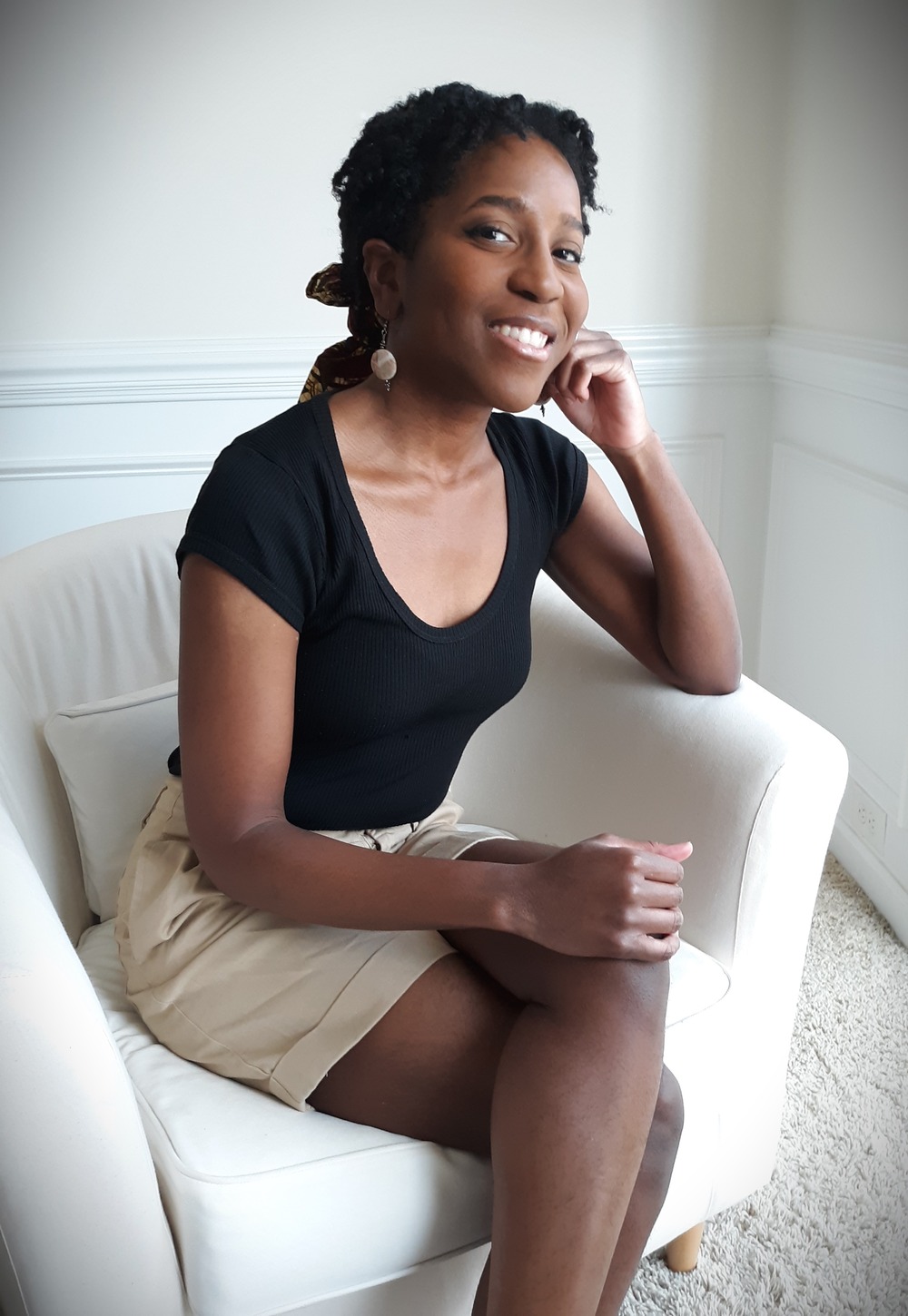 Black Top, Khaki Shorts - Web Large Black Top, Khaki Shorts - Web Large